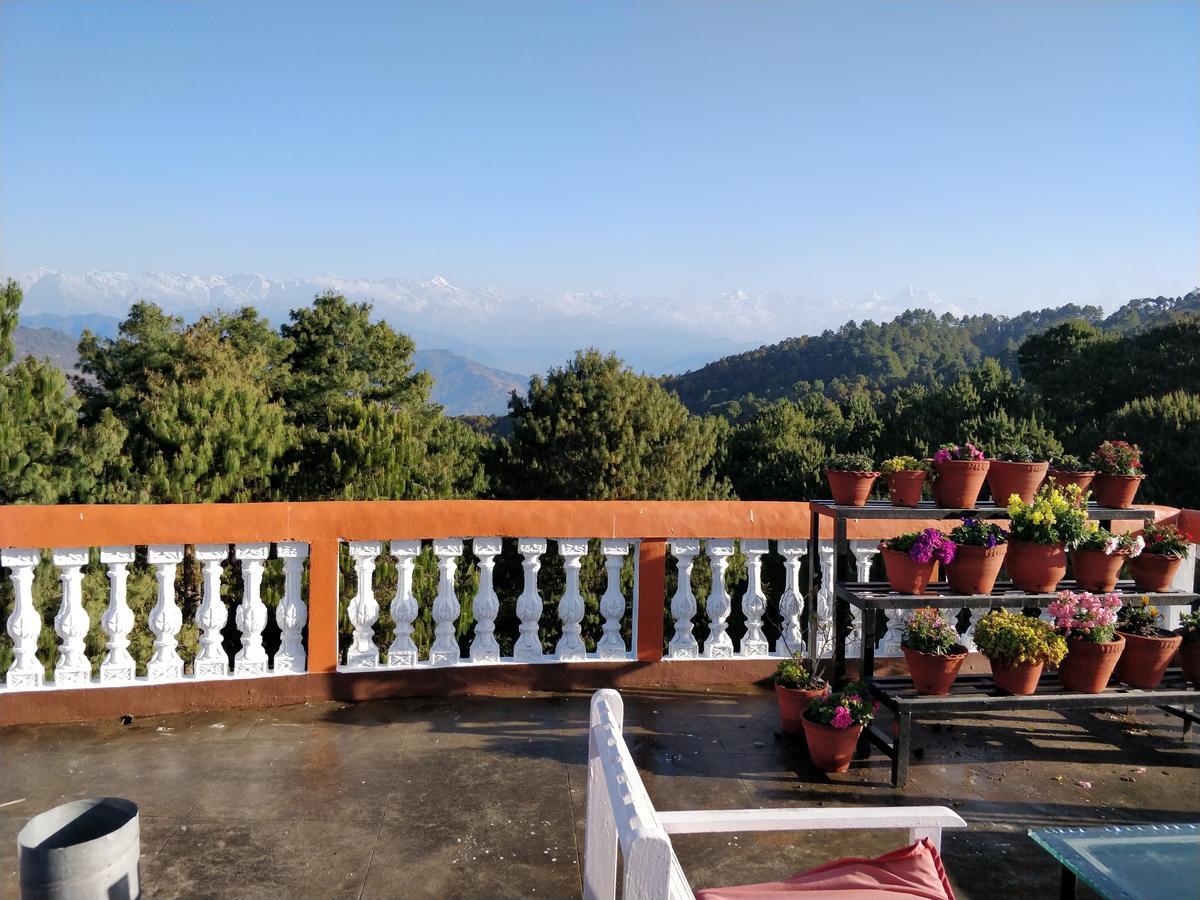 Langtang View Nagarkot Bed&Breakfast Bagian luar foto