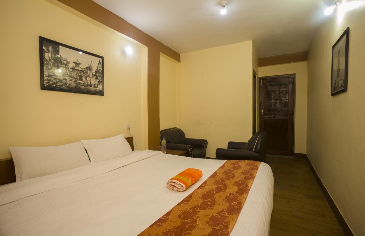 Langtang View Nagarkot Bed&Breakfast Bagian luar foto