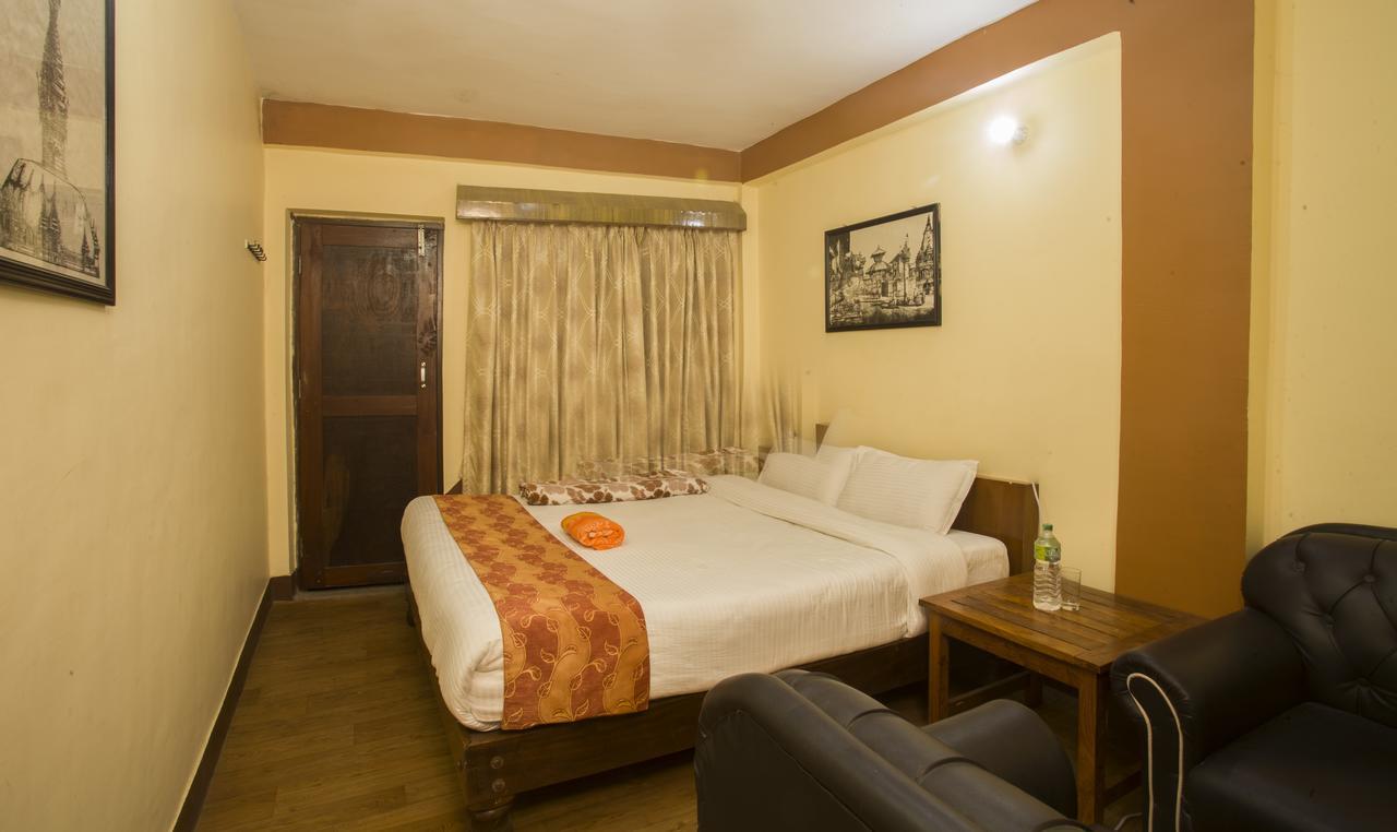Langtang View Nagarkot Bed&Breakfast Bagian luar foto