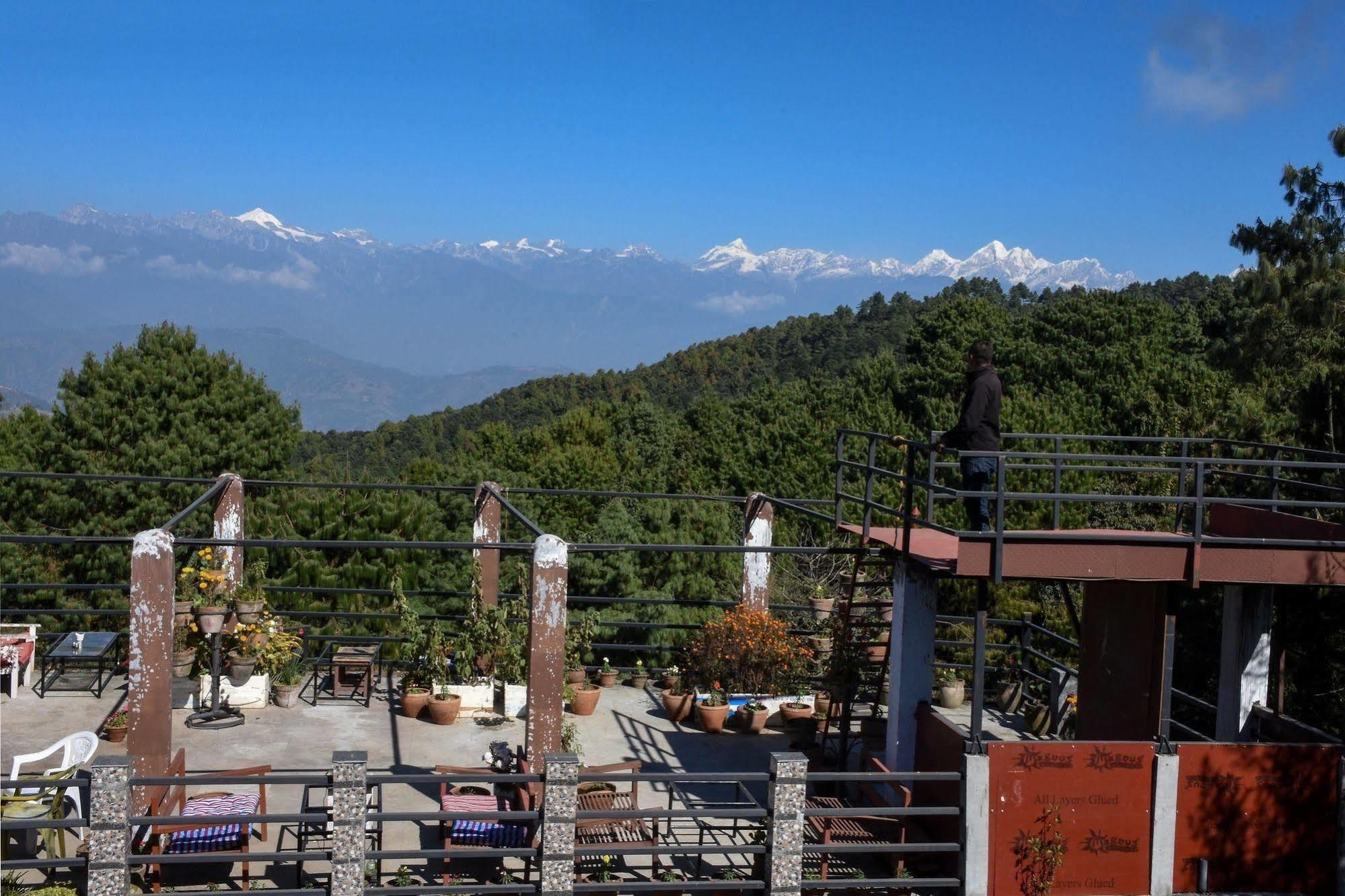 Langtang View Nagarkot Bed&Breakfast Bagian luar foto
