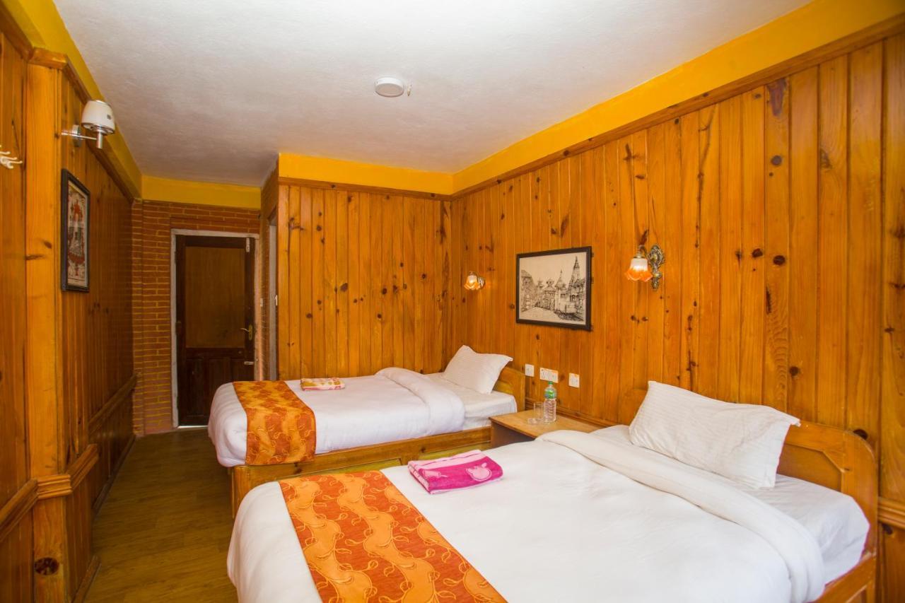 Langtang View Nagarkot Bed&Breakfast Bagian luar foto