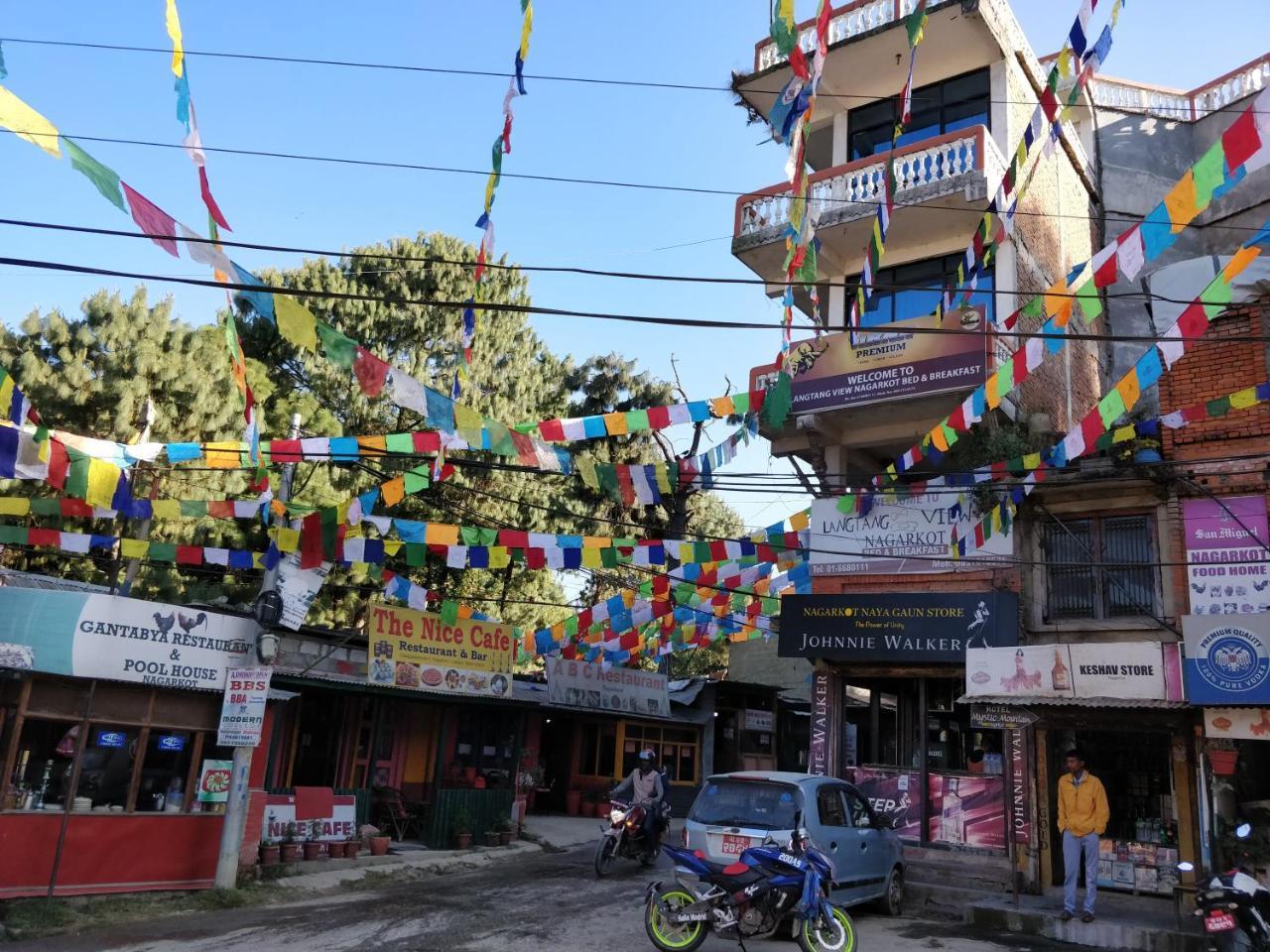 Langtang View Nagarkot Bed&Breakfast Bagian luar foto