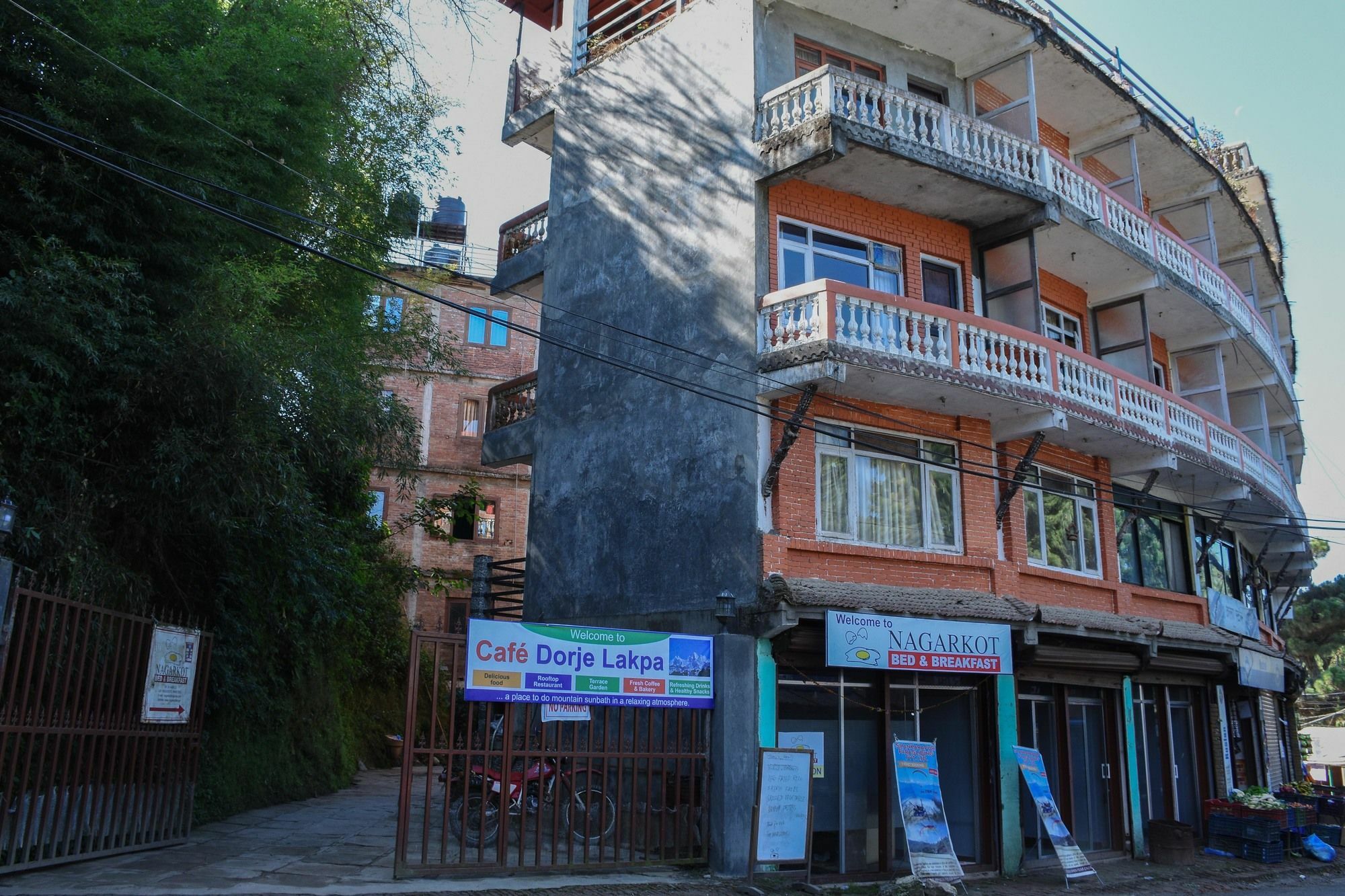 Langtang View Nagarkot Bed&Breakfast Bagian luar foto